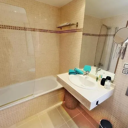 Serena Luxury House