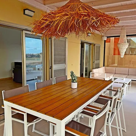 Serena Luxury House Вилла