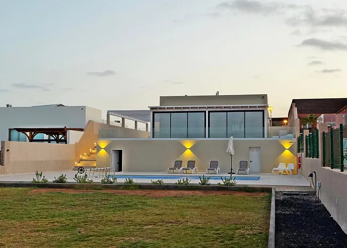 Serena Luxury House 칼레타데푸스테