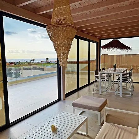 Serena Luxury House * 칼레타데푸스테