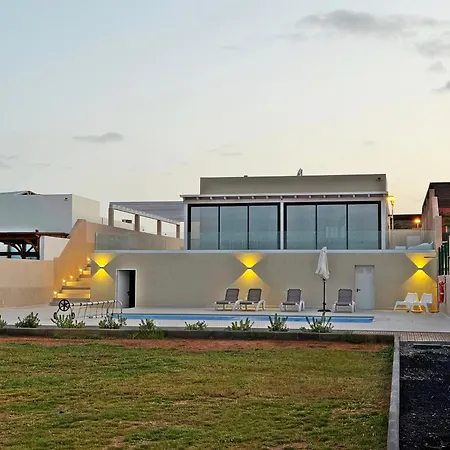 Serena Luxury House 칼레타데푸스테