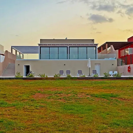 Serena Luxury House * 科斯塔卡莱塔
